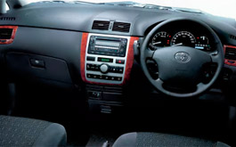 Avensis interior