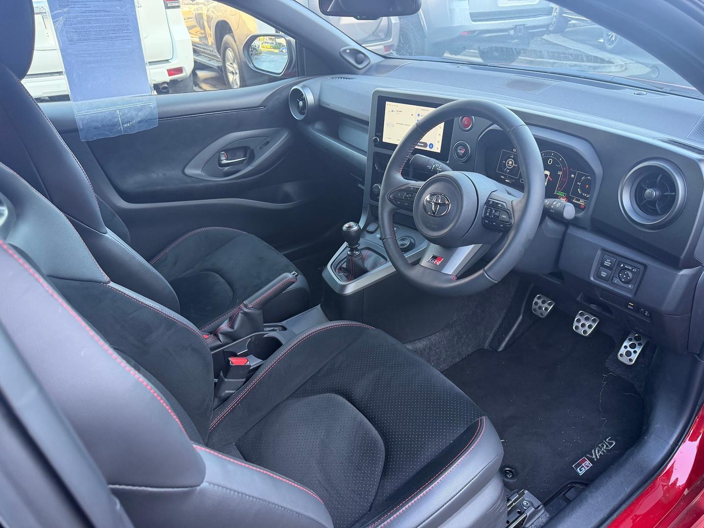 2025 Toyota Yaris GR GTS — photo 10