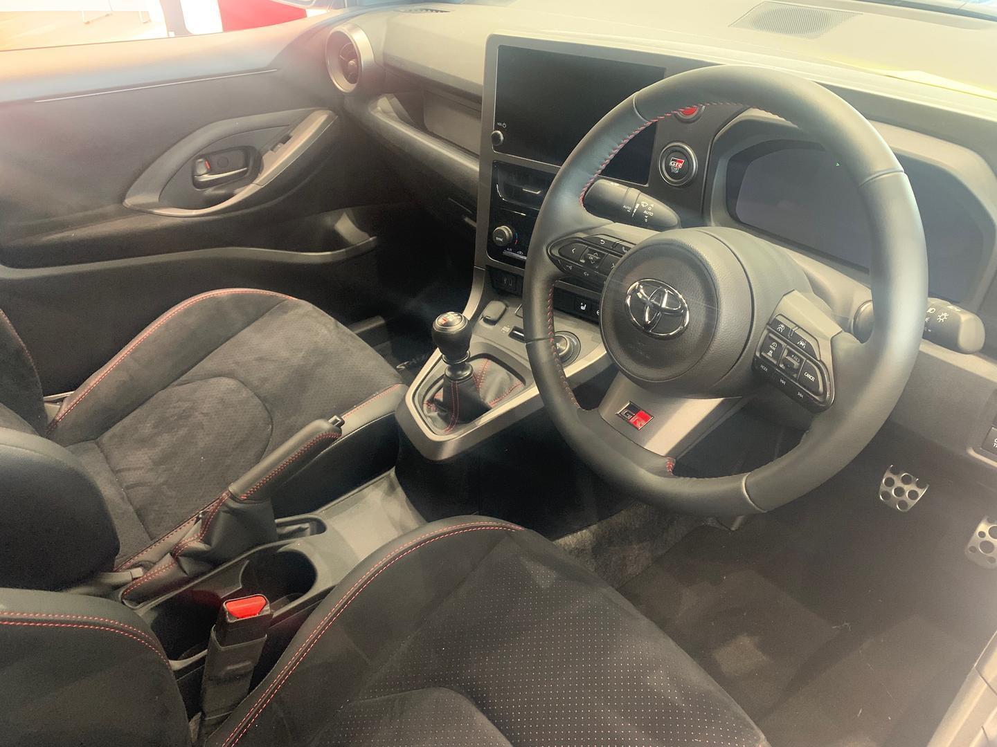 2025 Toyota Yaris GR GTS — photo 4
