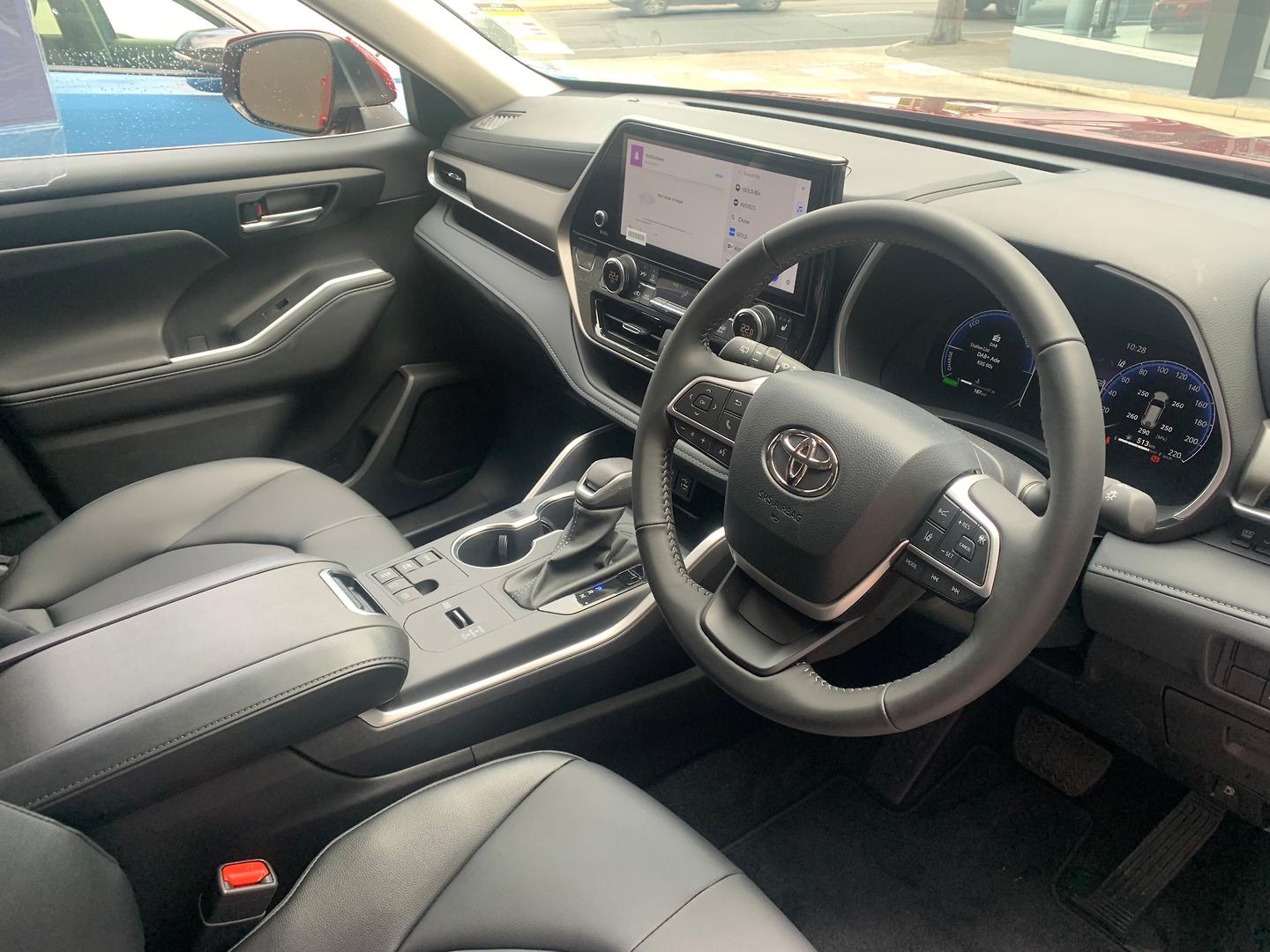 2025 Toyota Kluger GXL — photo 4