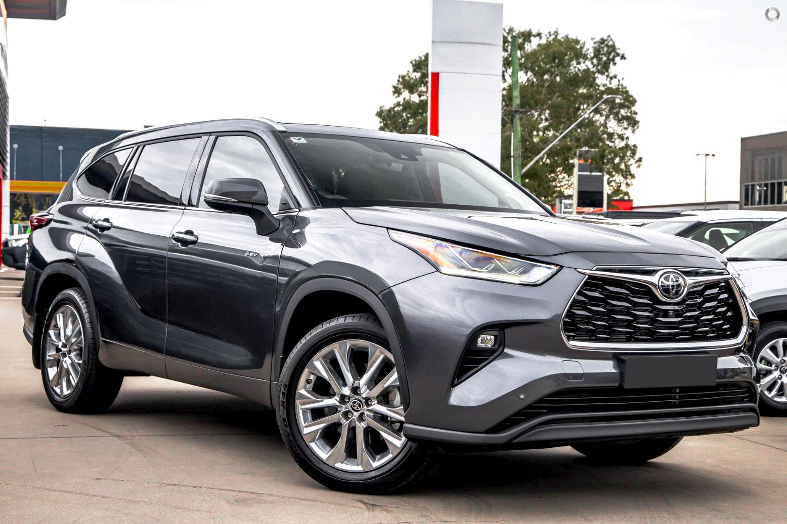 2025 Toyota Kluger Grande — photo 1