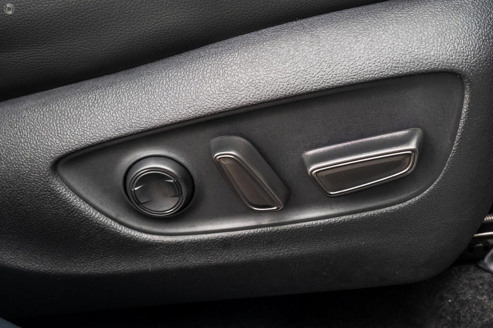 2025 Toyota Kluger Grande — photo 12