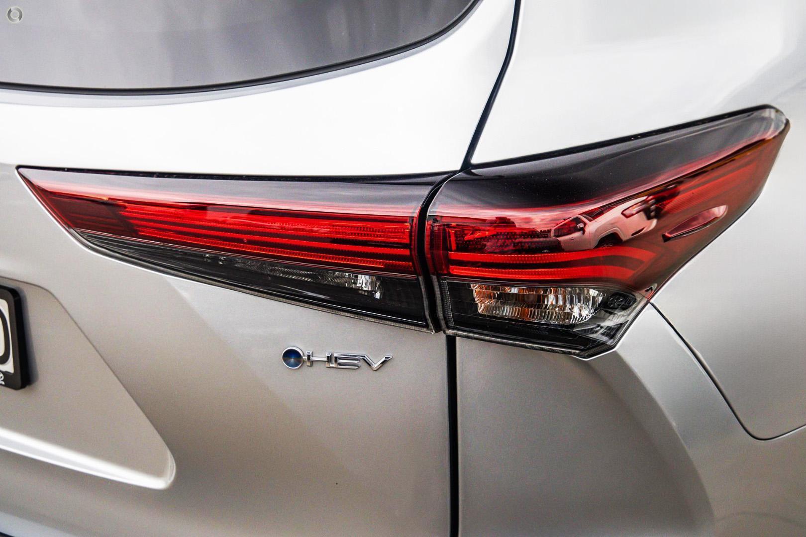 2025 Toyota Kluger Grande — photo 14