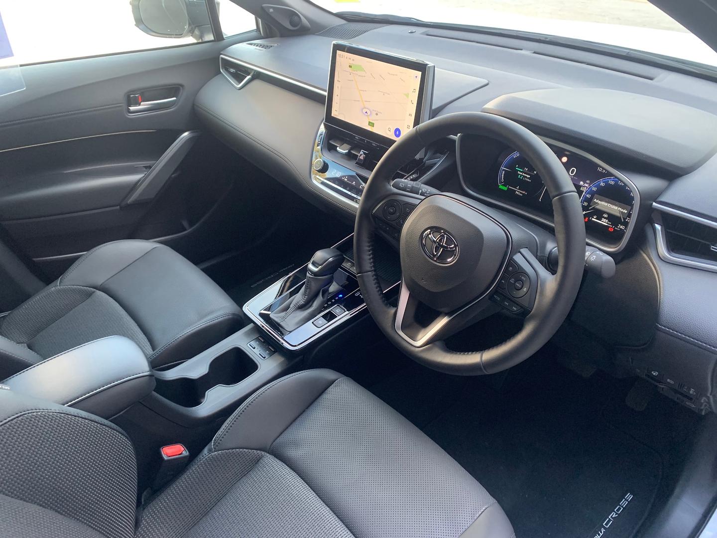 2026 Toyota Corolla Cross Atmos — photo 4