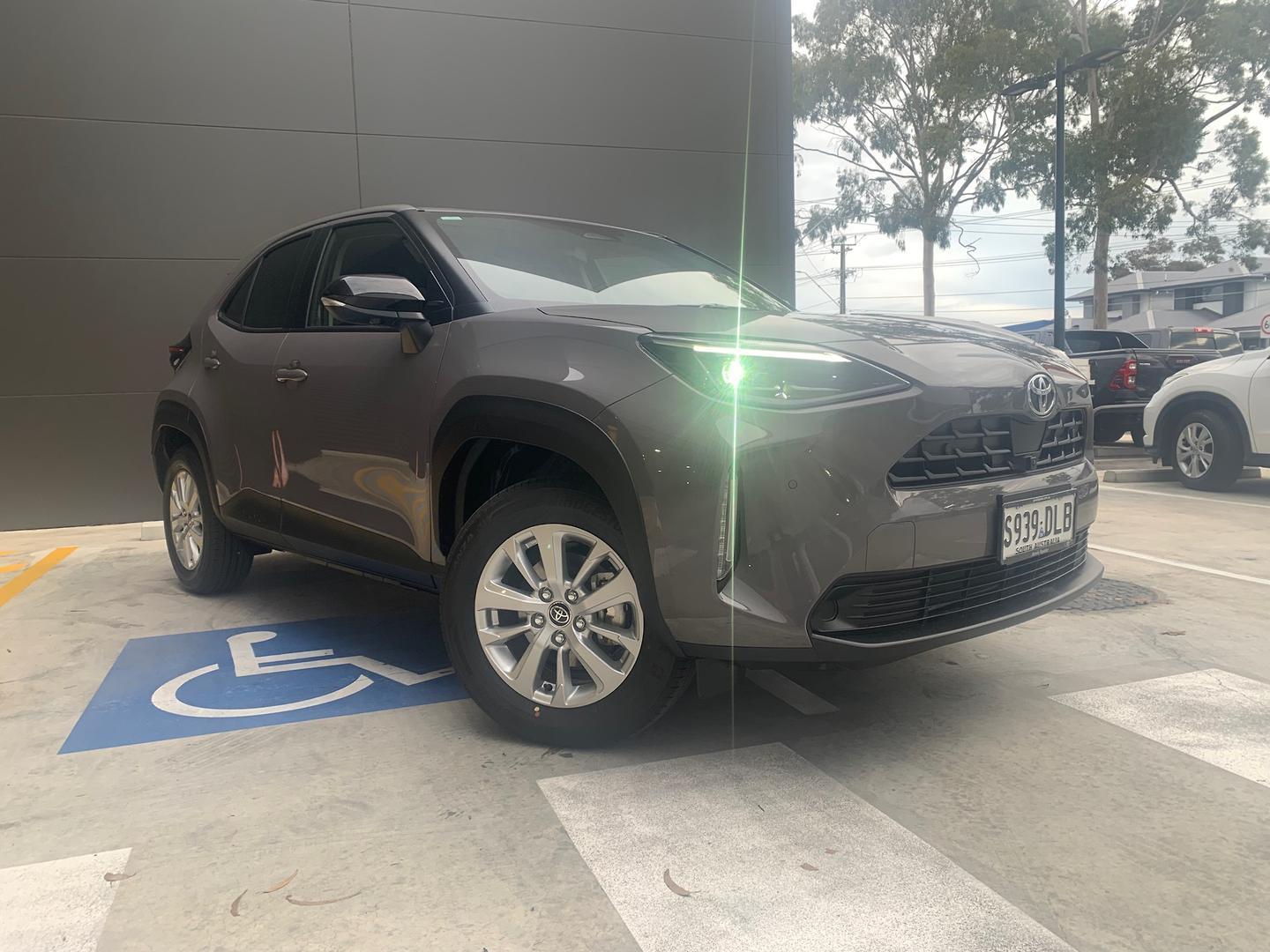 2026 Toyota Yaris Cross GXL — photo 1