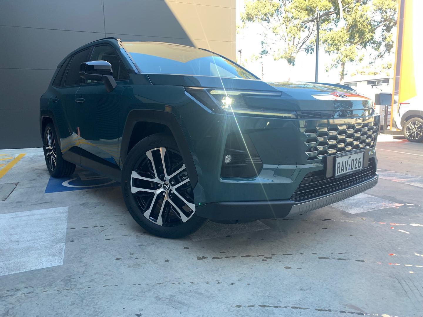 2026 Toyota RAV4 Cruiser — photo 1