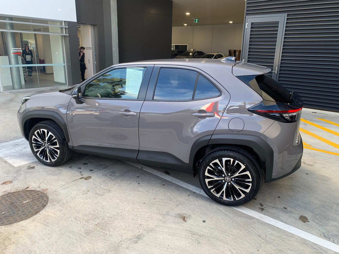 2026 Toyota Yaris Cross Urban — photo 3