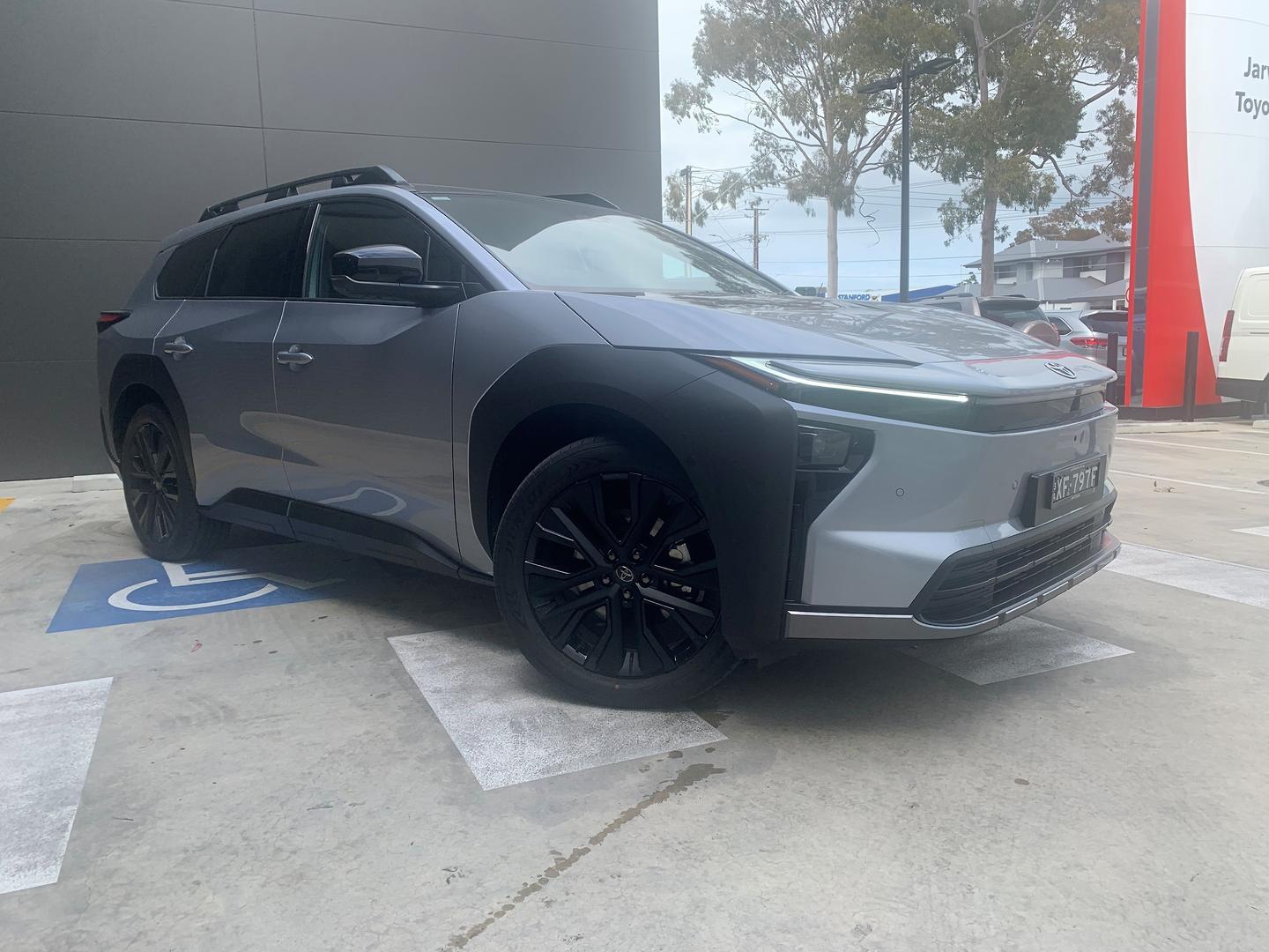 2026 Toyota bZ4X Touring — photo 1