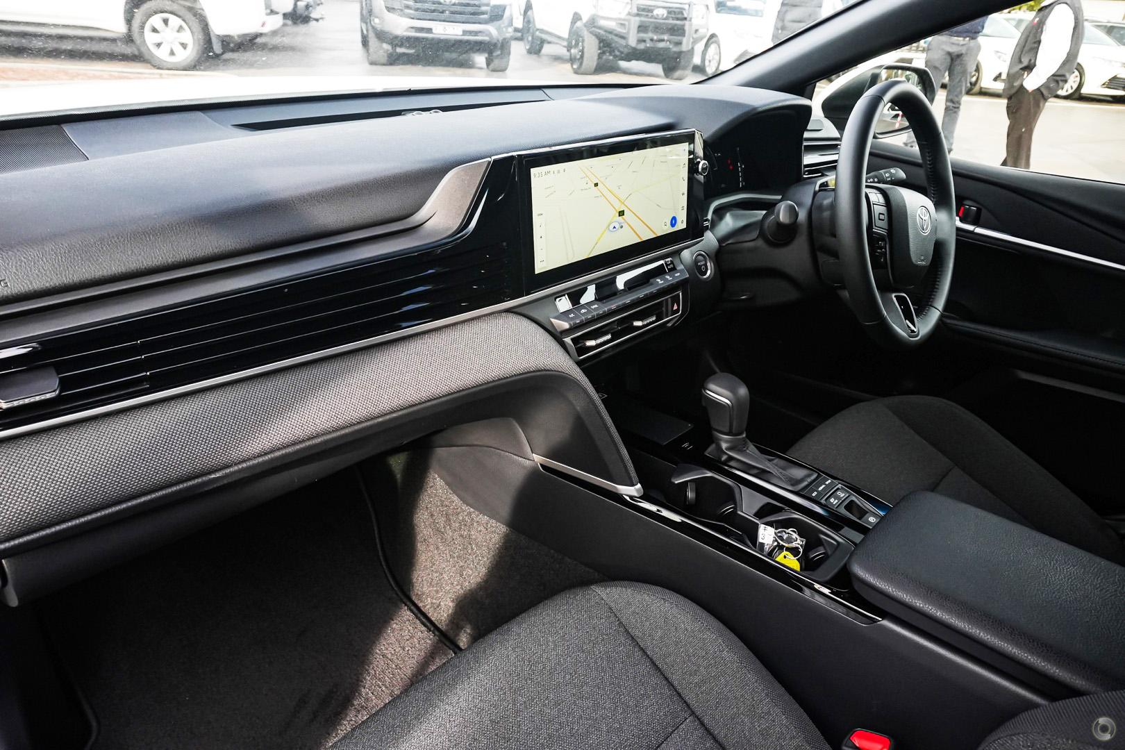 2026 Toyota Camry Ascent Sport — photo 7