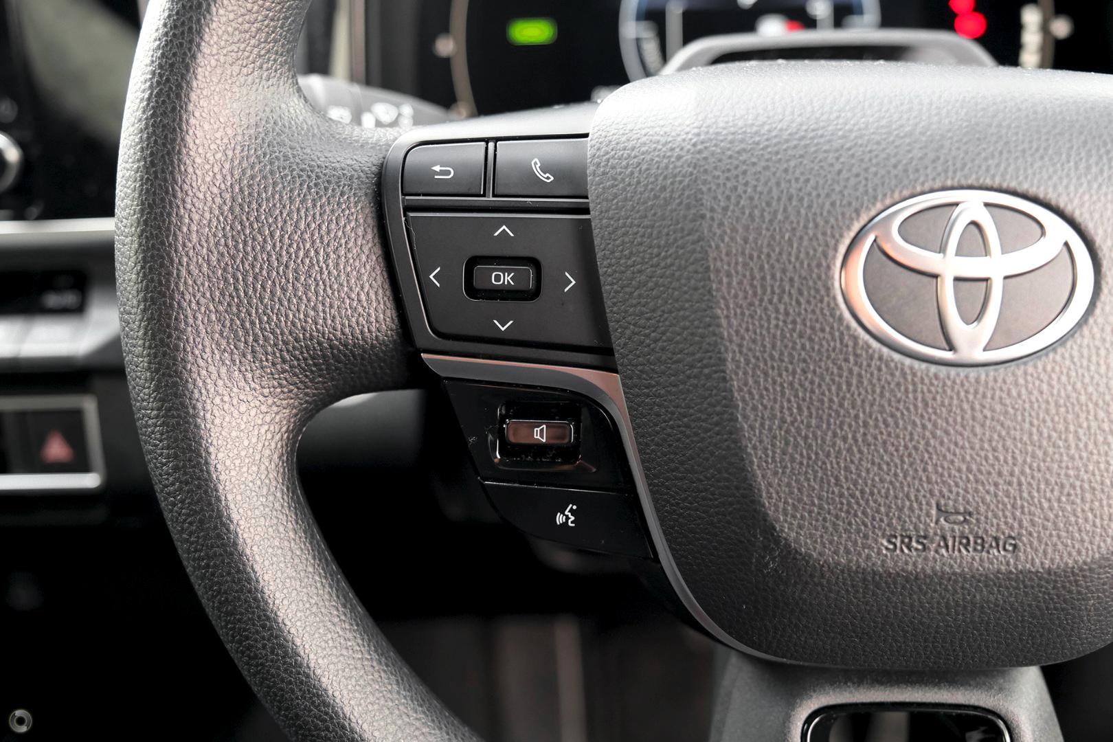 2026 Toyota Camry Ascent — photo 13