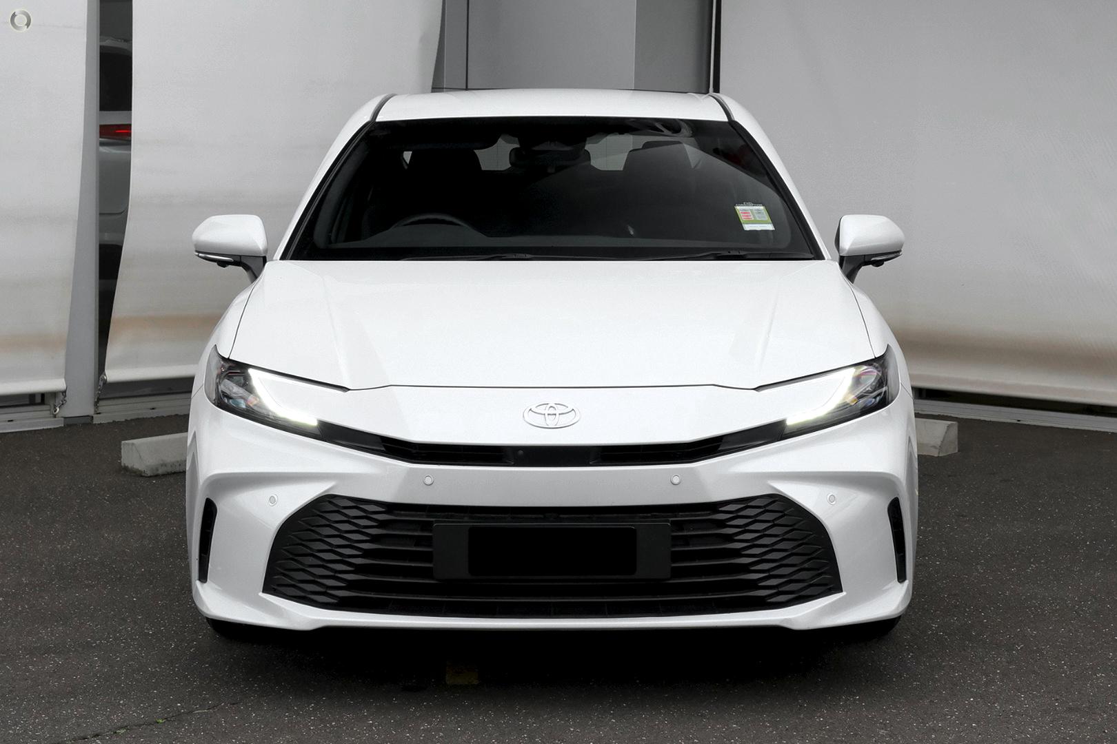 2026 Toyota Camry Ascent — photo 2
