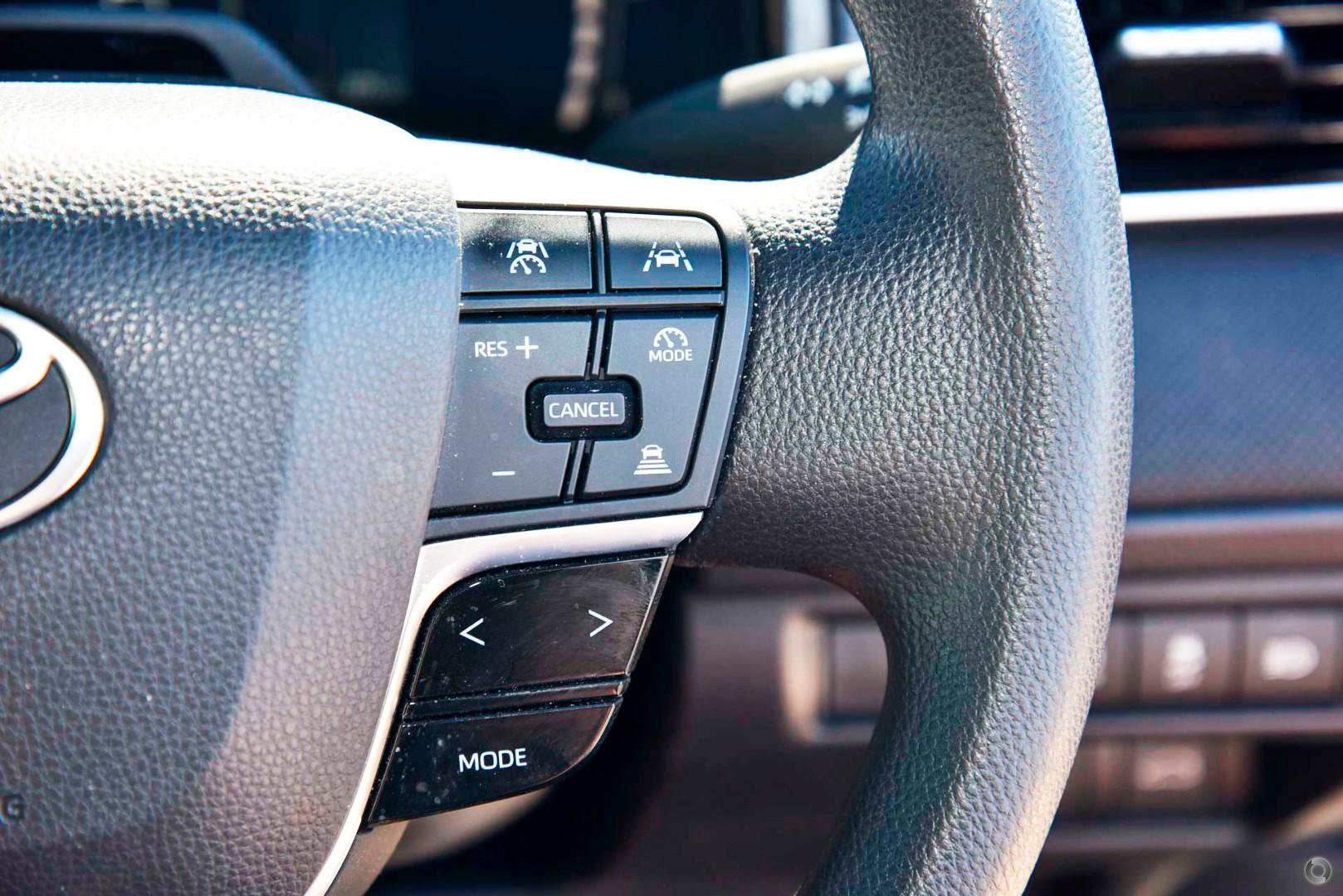 2026 Toyota Camry Ascent — photo 12