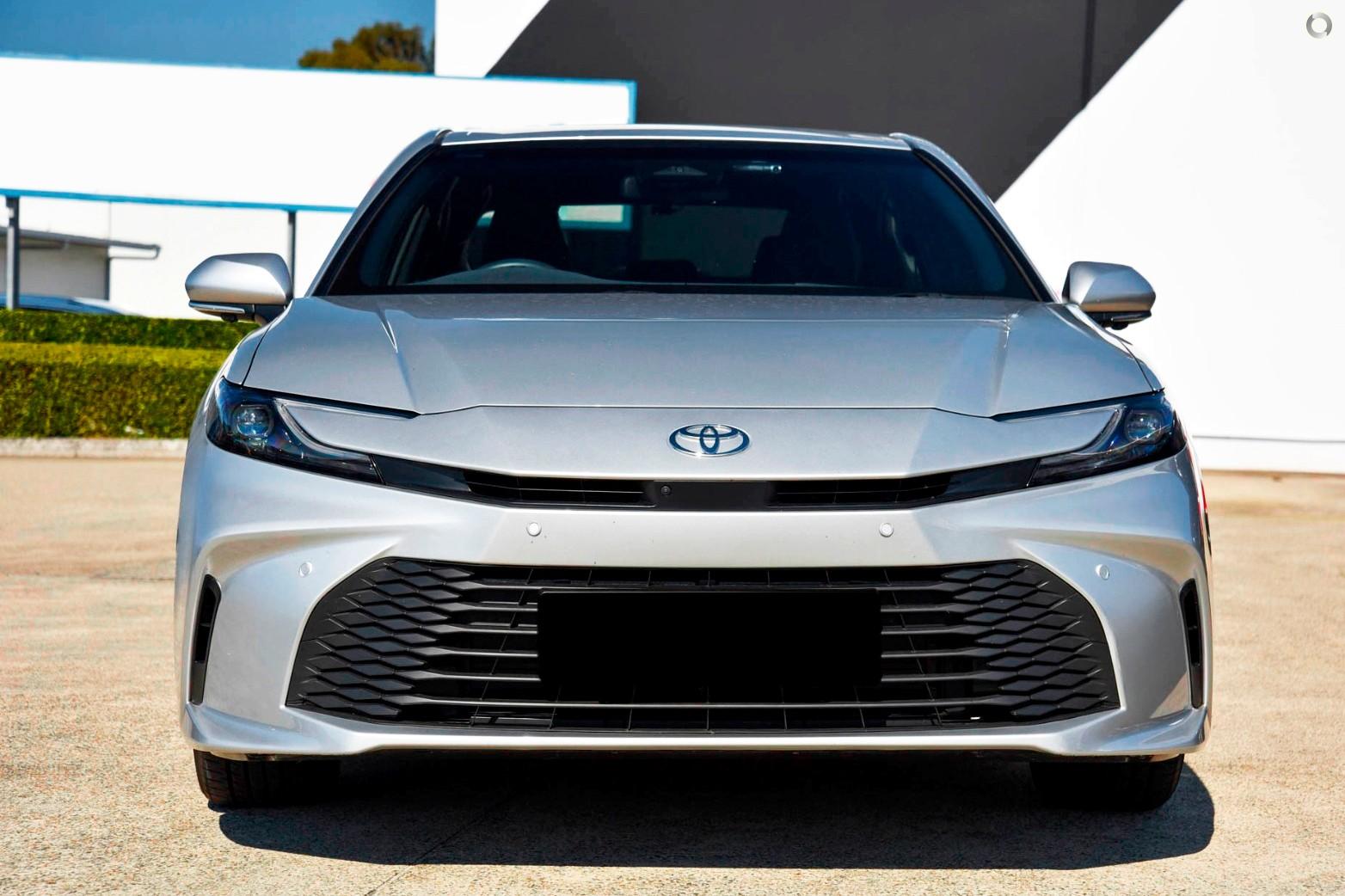 2026 Toyota Camry Ascent — photo 2