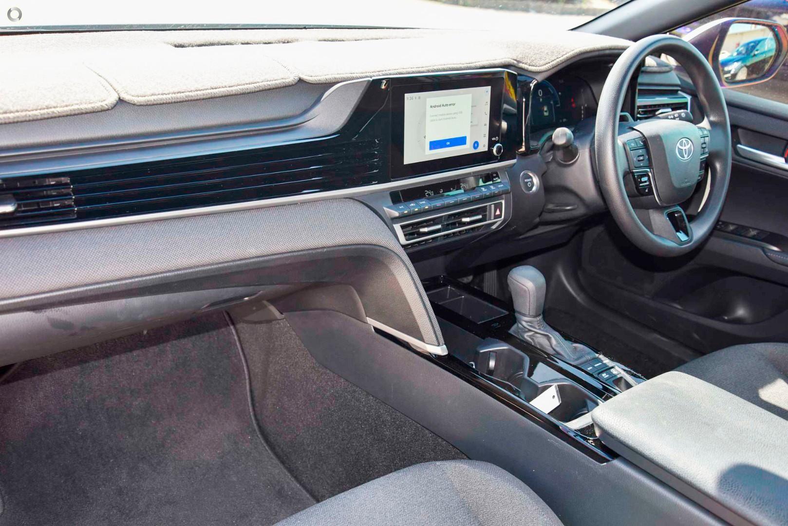 2026 Toyota Camry Ascent — photo 5