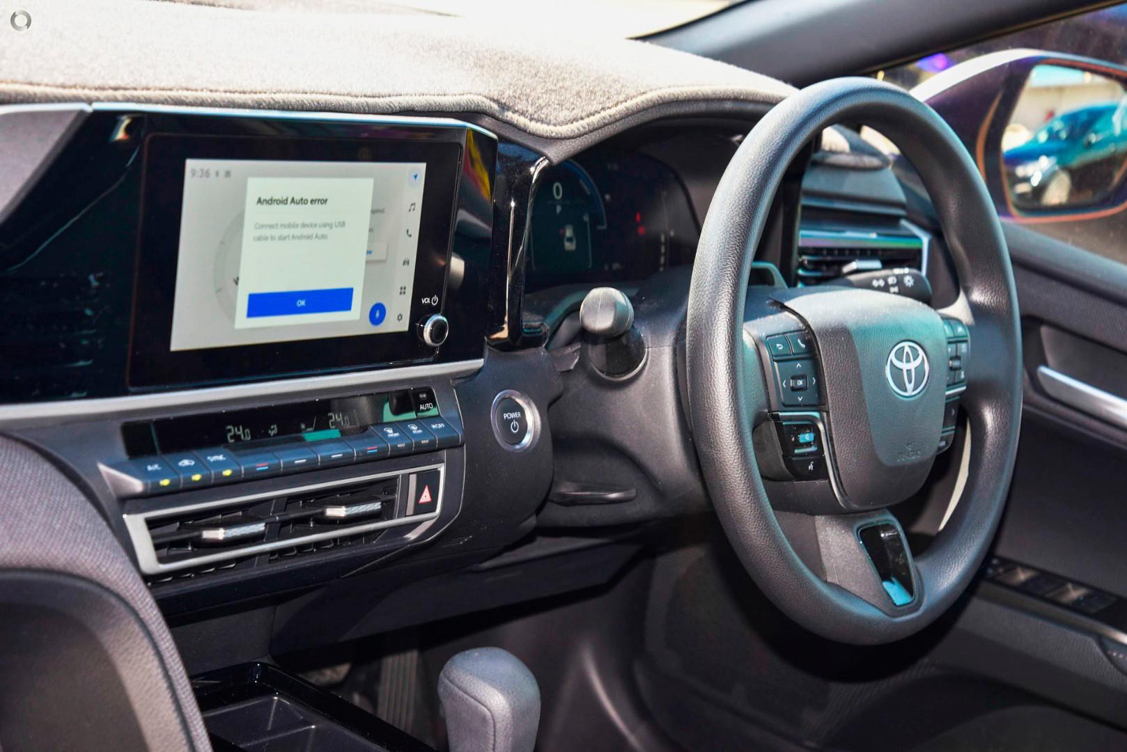 2026 Toyota Camry Ascent — photo 6