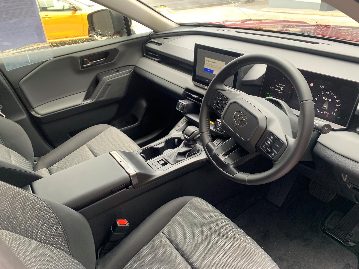 2026 Toyota RAV4 GXL — photo 4