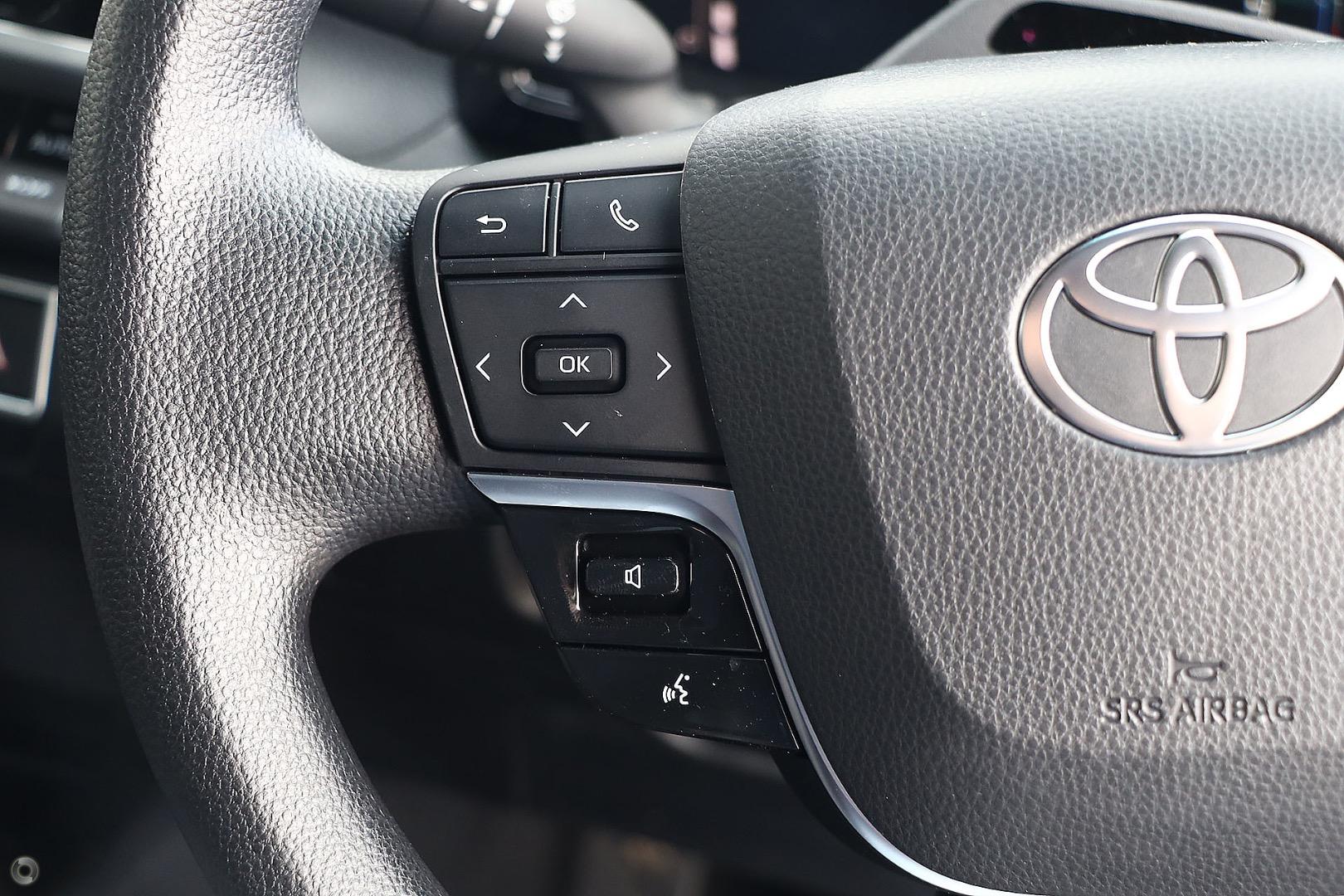 2026 Toyota Camry Ascent — photo 14