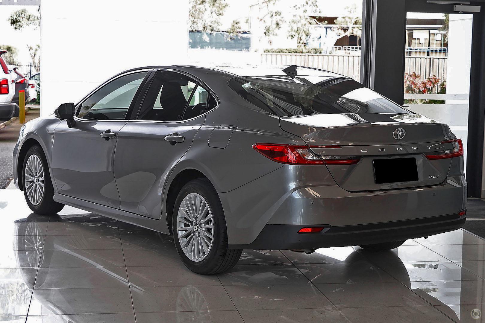 2026 Toyota Camry Ascent — photo 4