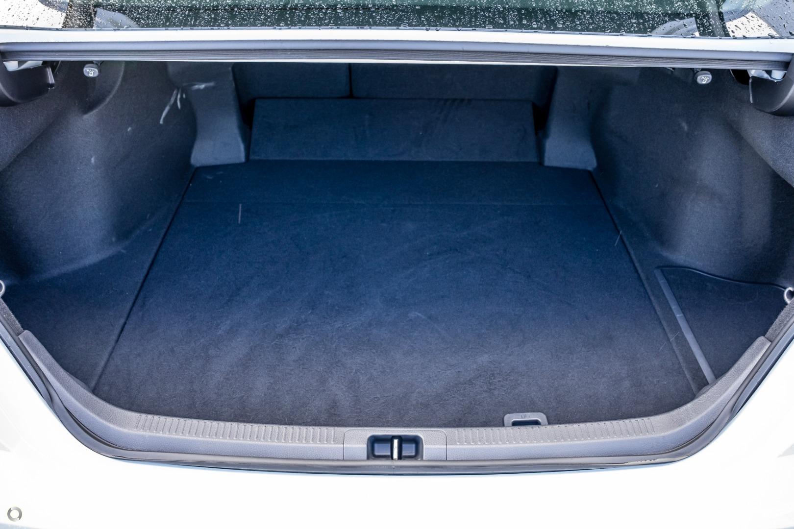 2026 Toyota Camry Ascent Sport — photo 10