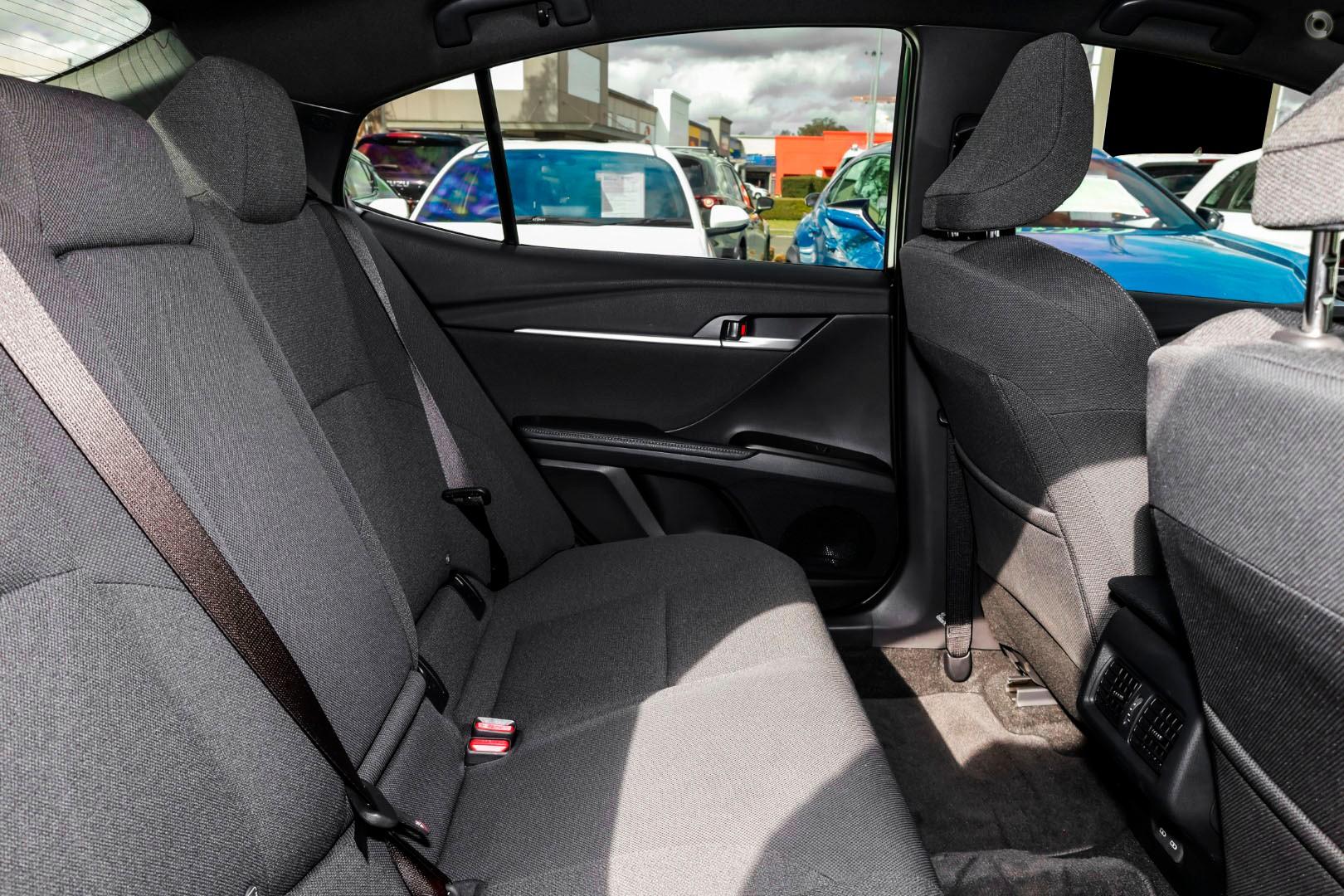2026 Toyota Camry Ascent Sport — photo 8