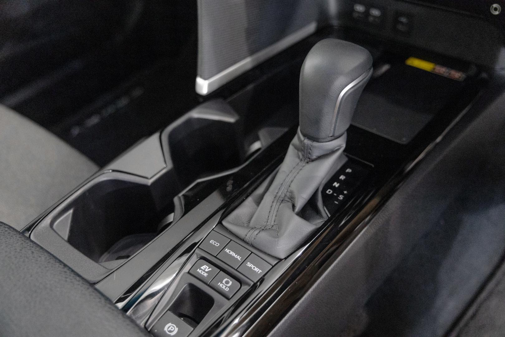 2026 Toyota Camry Ascent Sport — photo 8