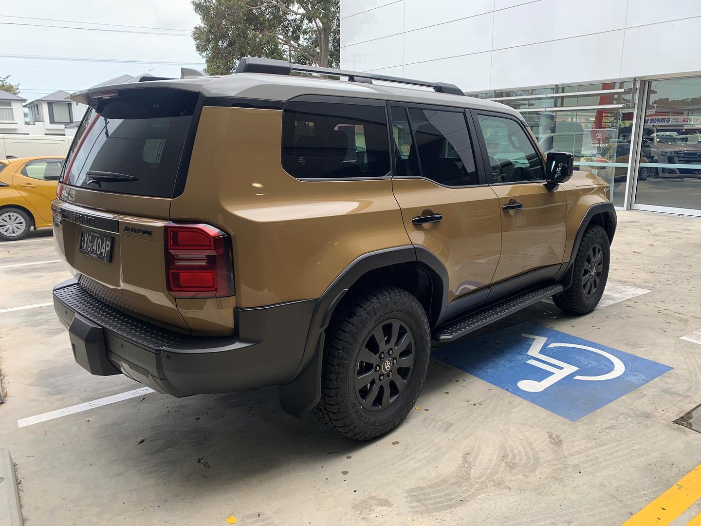 2026 Toyota Landcruiser Prado Altitude — photo 2