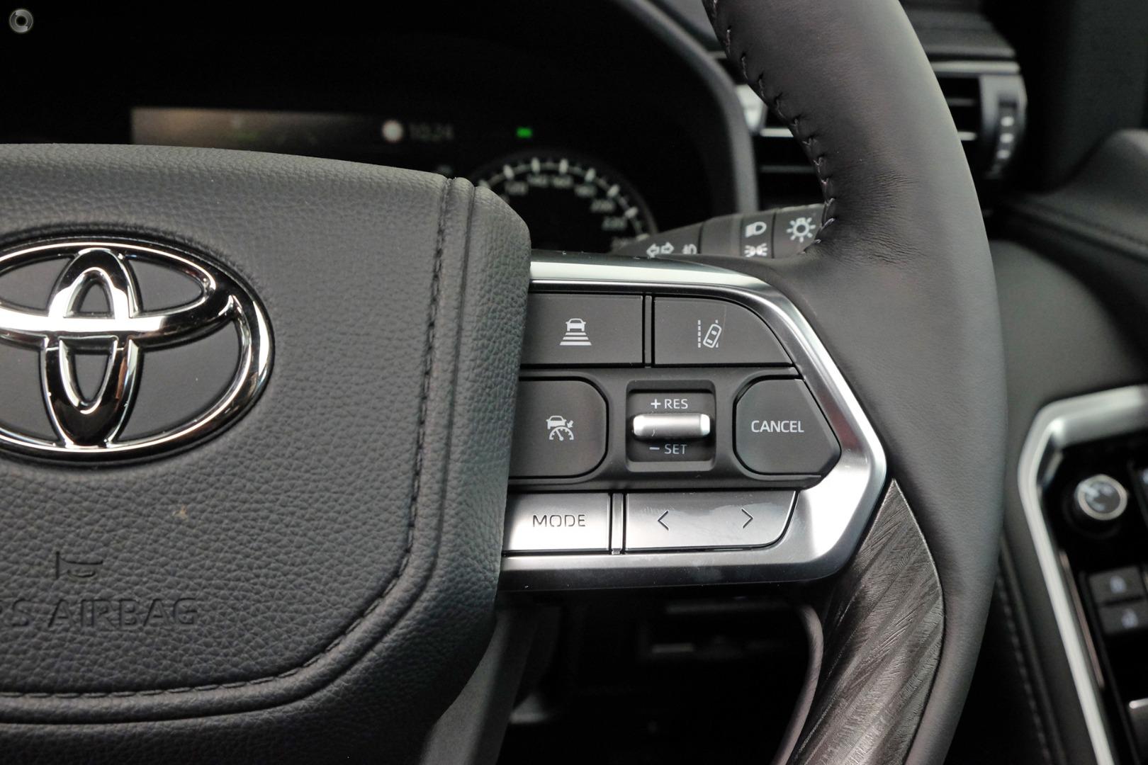 2026 Toyota Landcruiser GR Sport — photo 11
