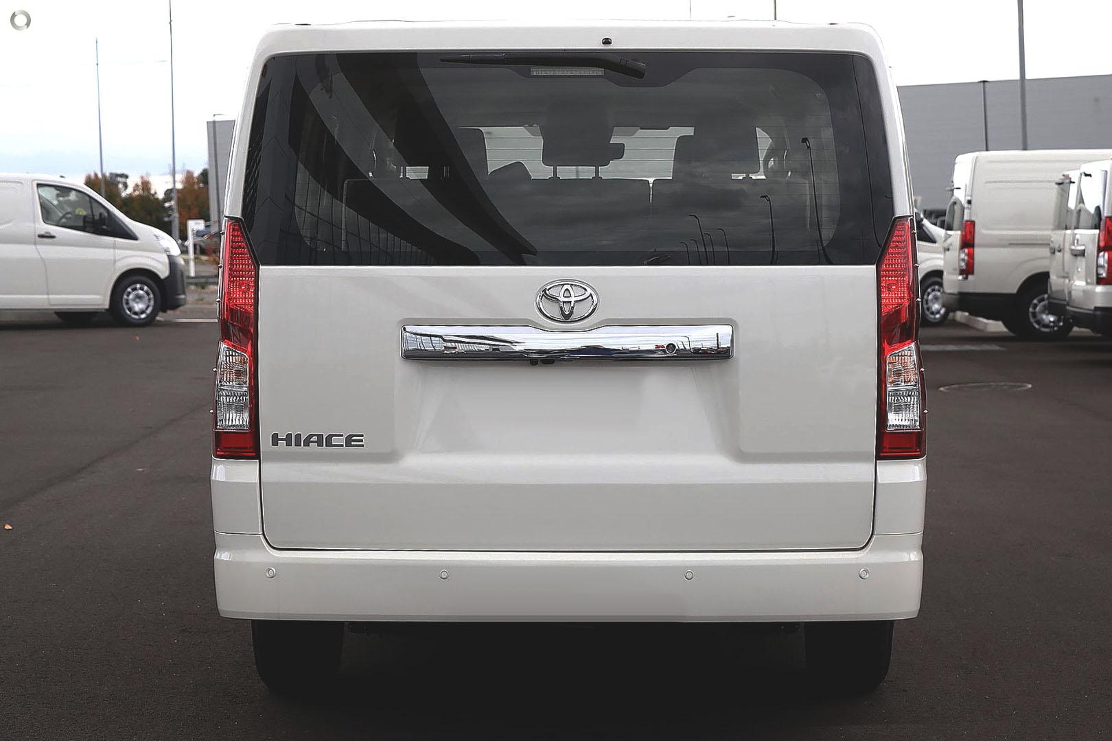 2026 Toyota Hiace — photo 2