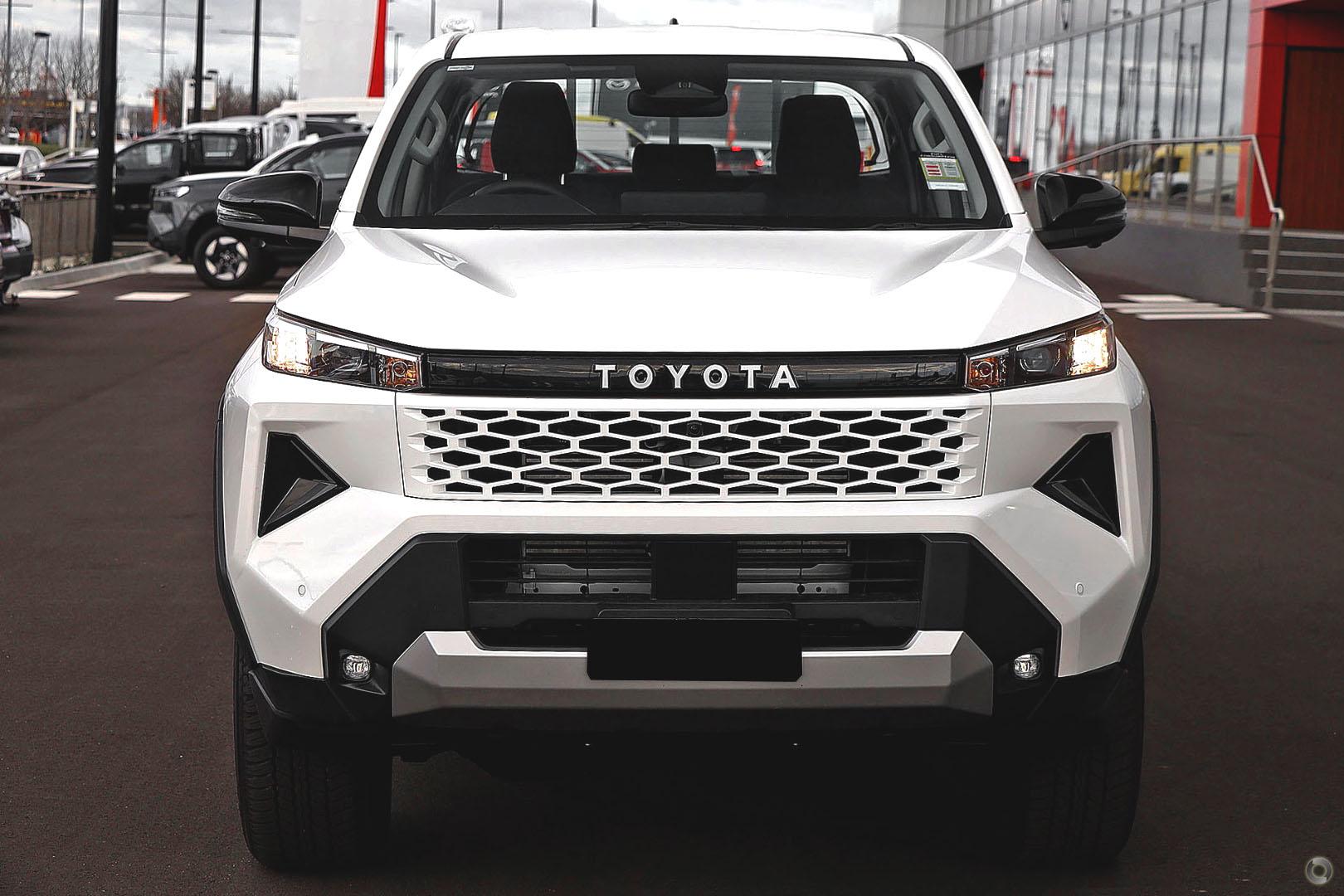 2026 Toyota Hilux SR 48V — photo 2
