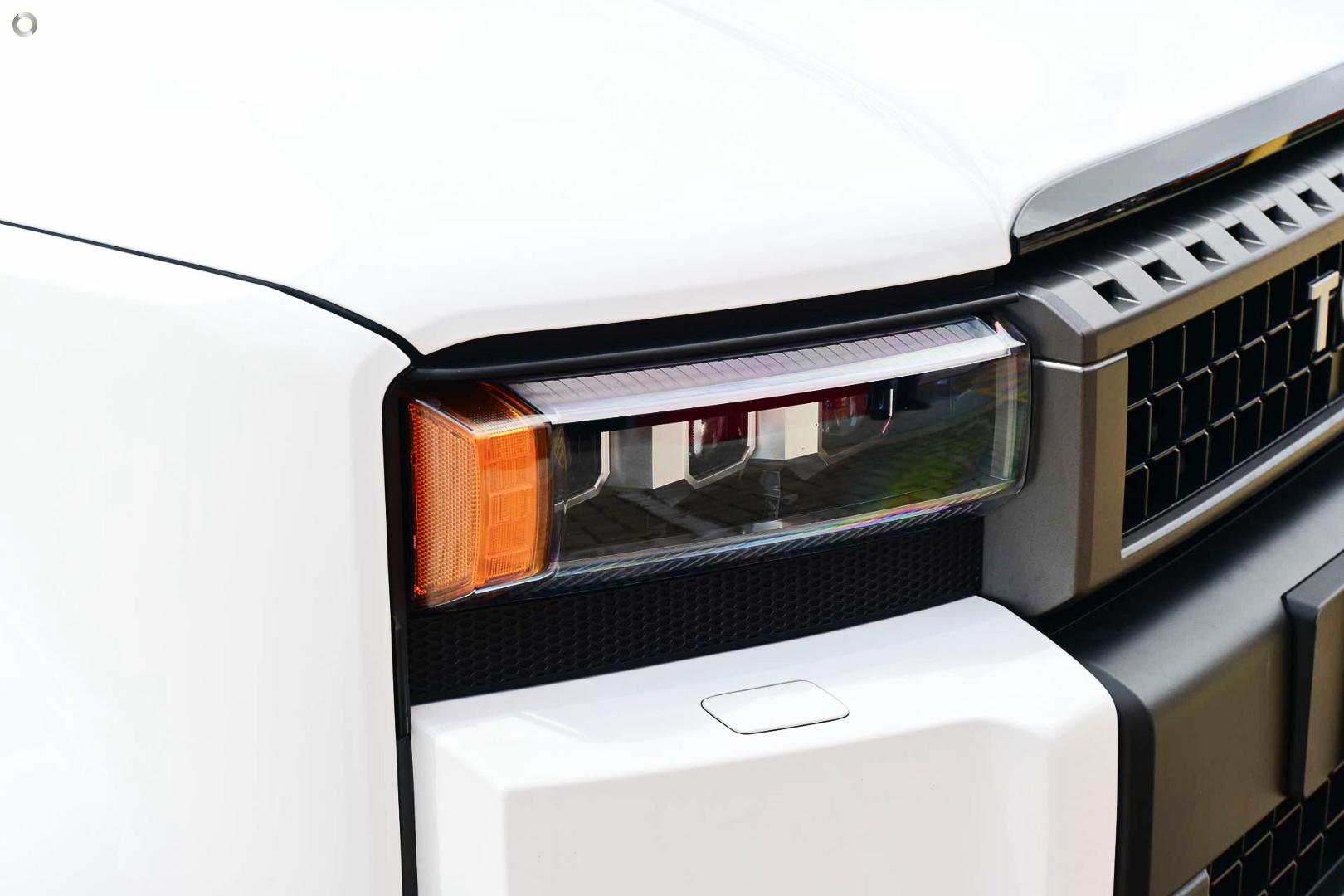 2026 Toyota Landcruiser Prado Altitude — photo 11