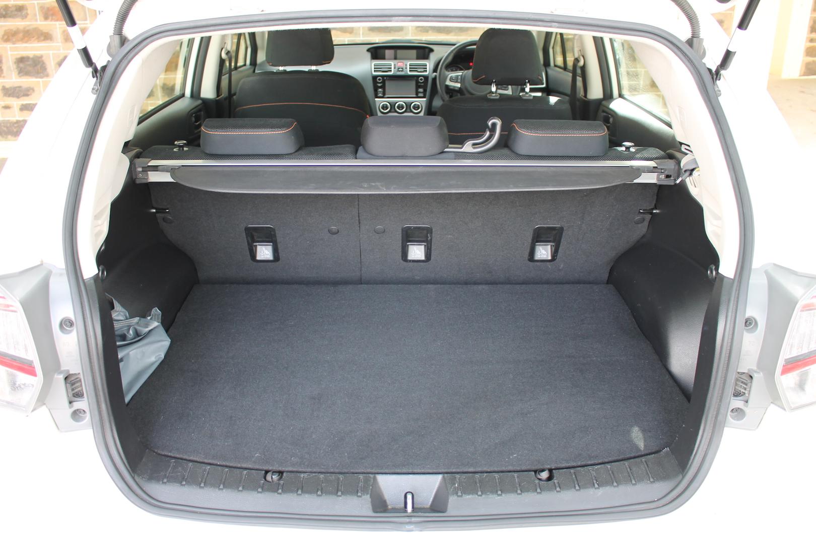 2016 Subaru XV 20i — photo 17