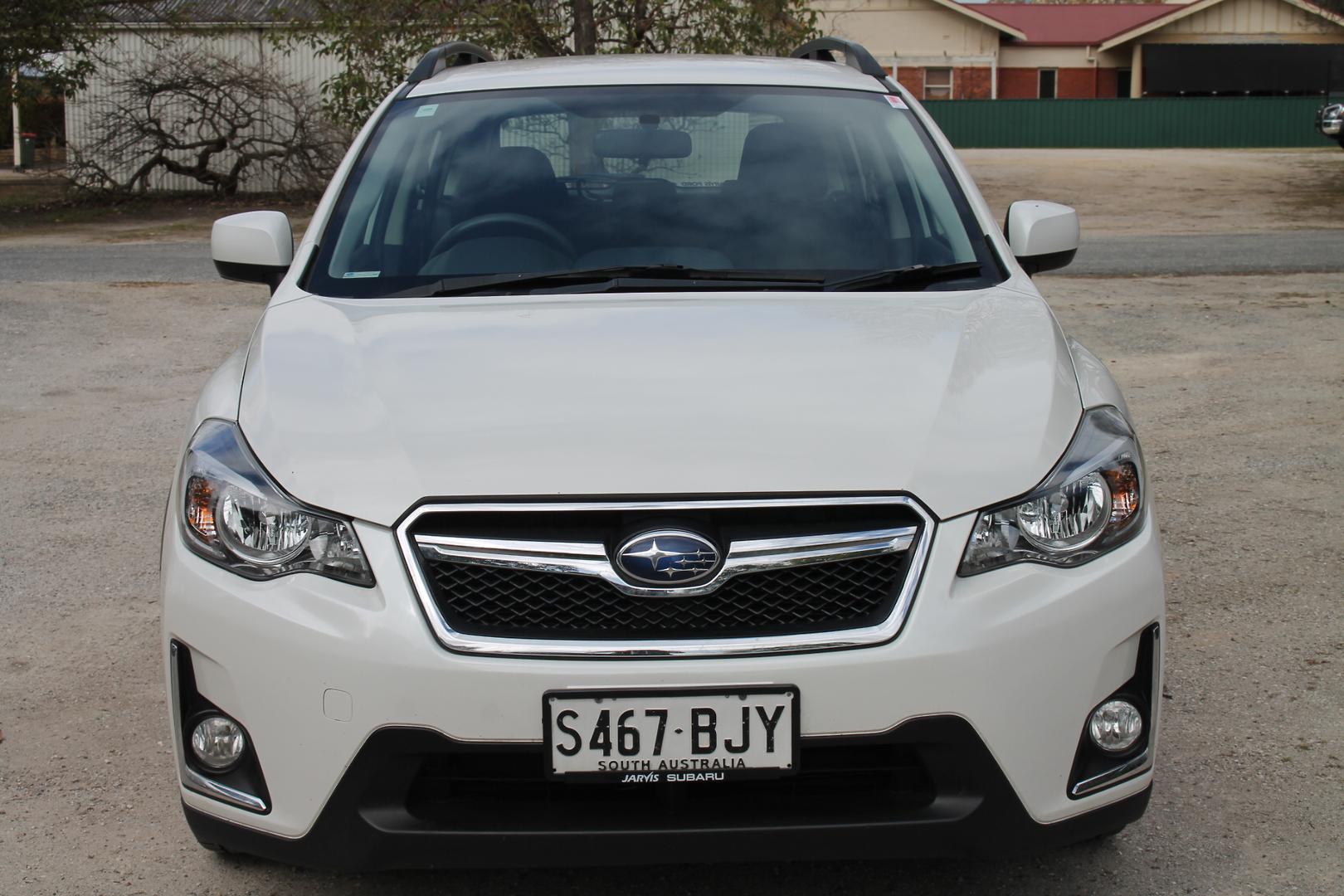 2016 Subaru XV 20i — photo 2