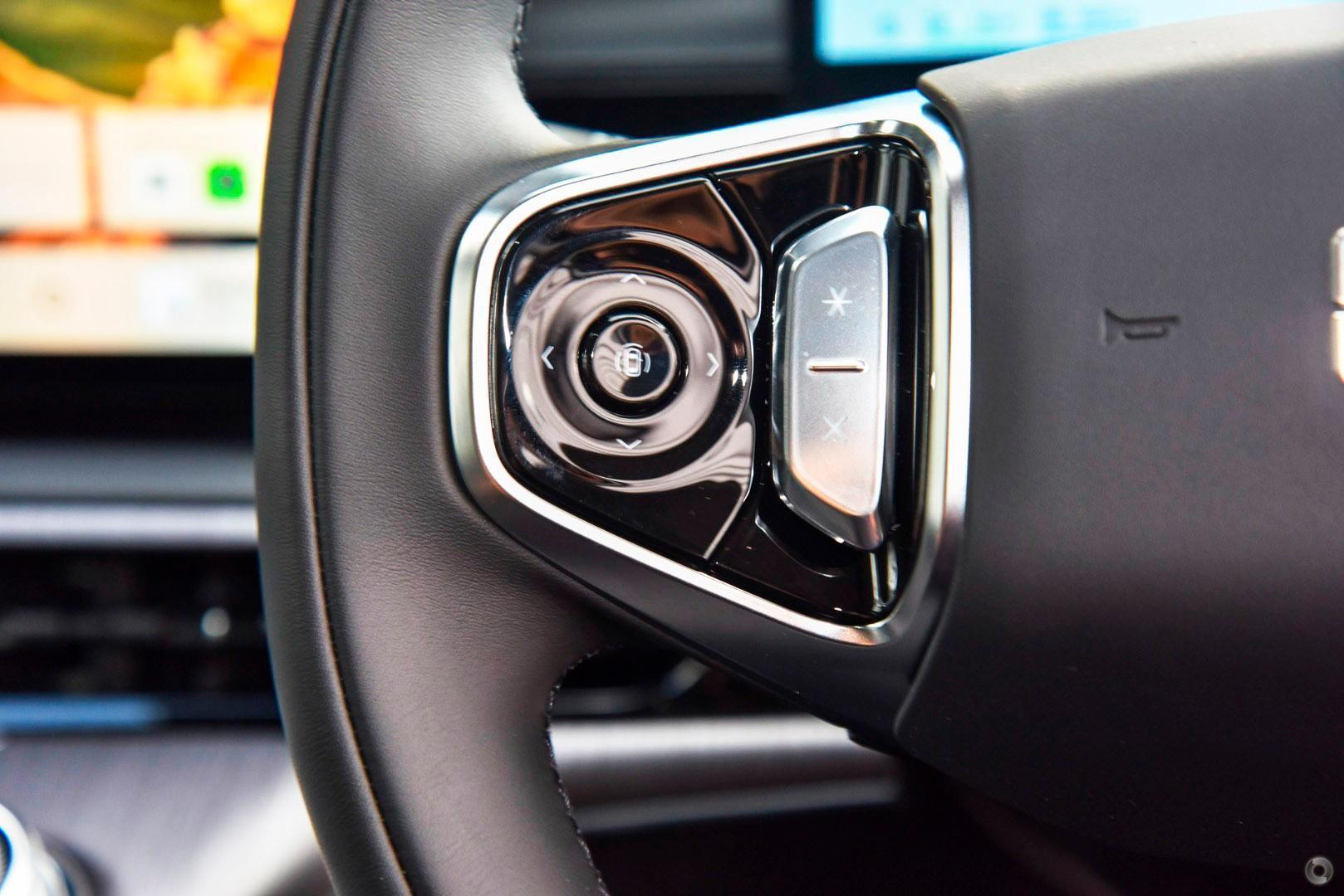 2025 Geely Starray EM-i Inspire — photo 12