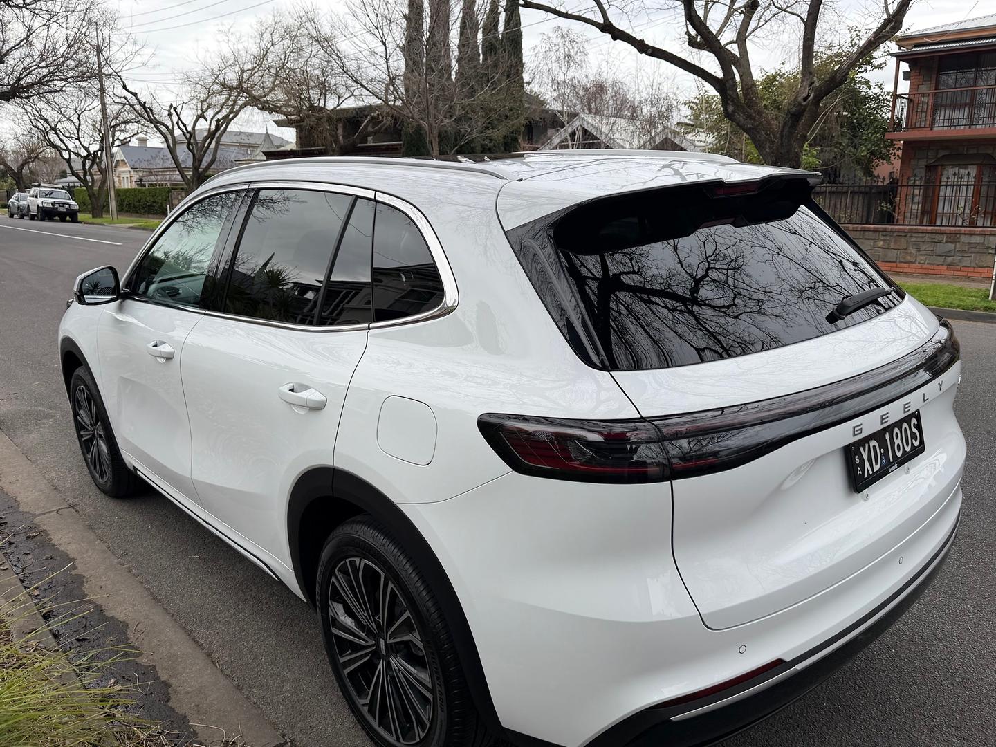 2025 Geely Starray EM-i Inspire — photo 4