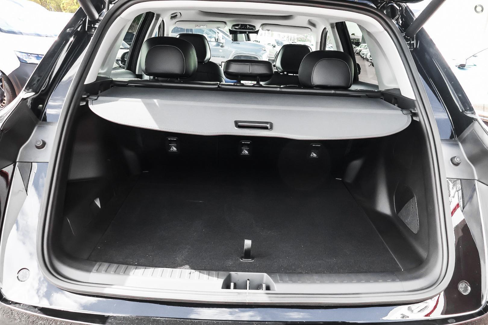 2026 Geely Starray EM-i Inspire — photo 10