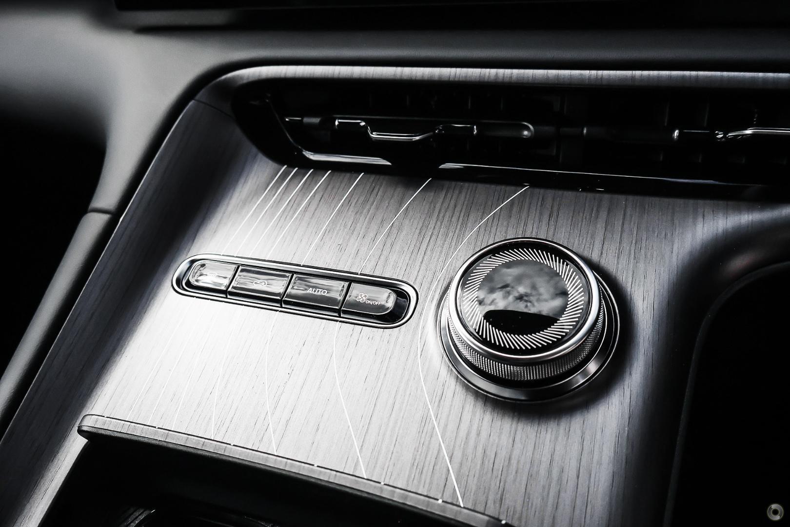 2026 Geely Starray EM-i Inspire — photo 14