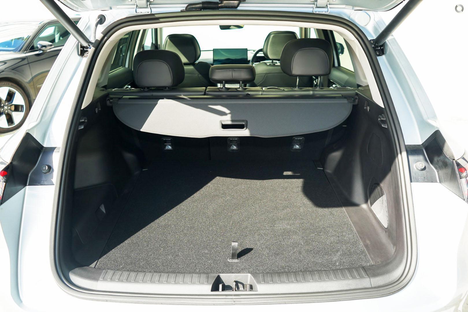 2026 Geely Starray EM-i Inspire — photo 11