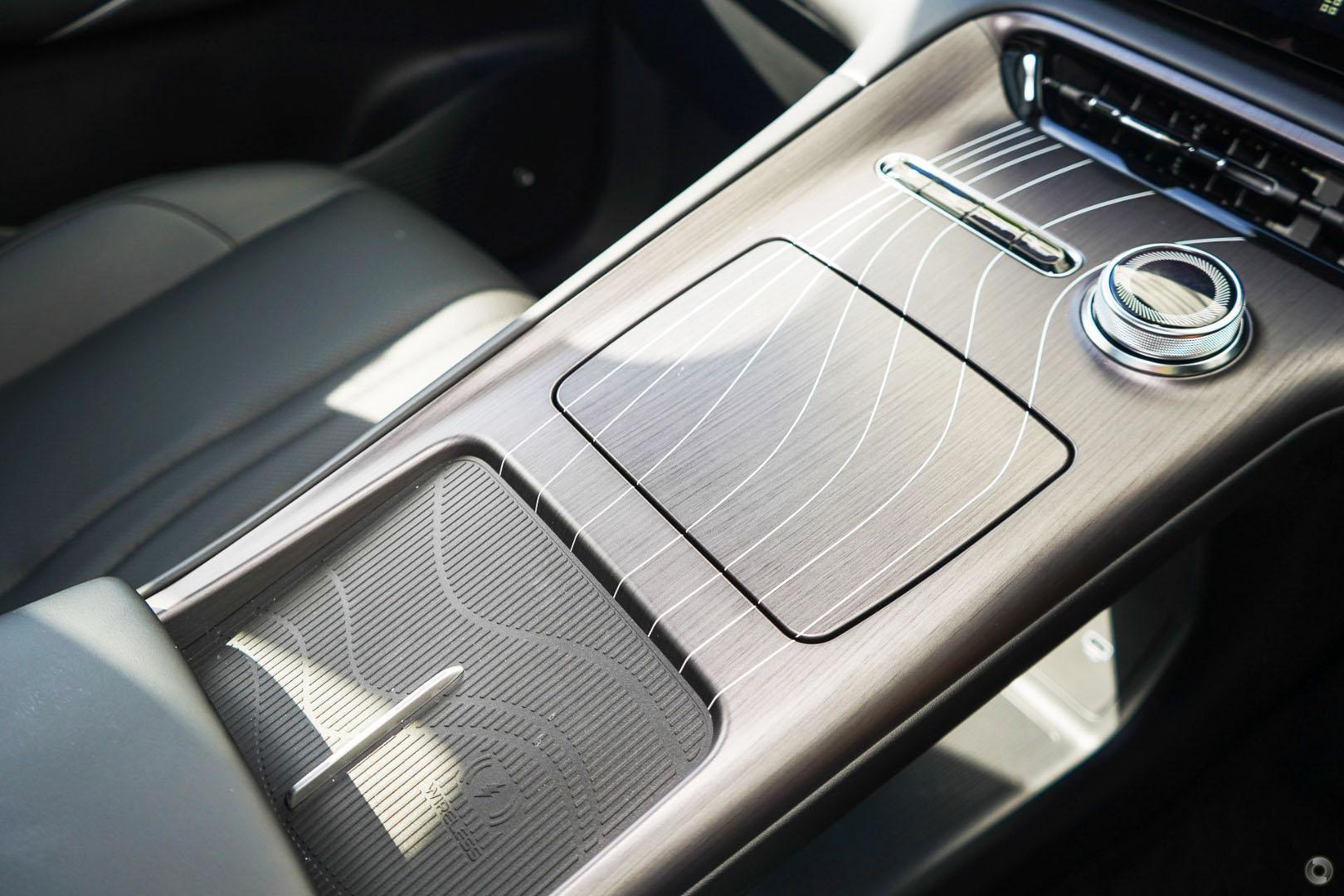 2026 Geely Starray EM-i Inspire — photo 15
