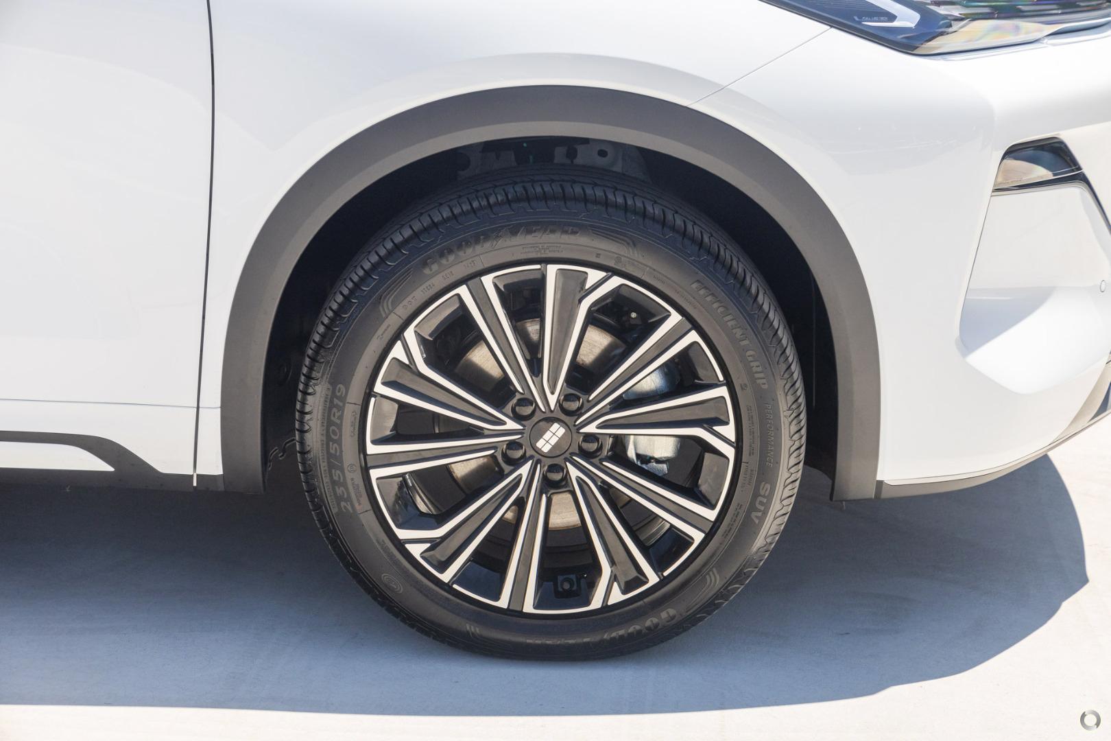 2026 Geely Starray EM-i Inspire — photo 12