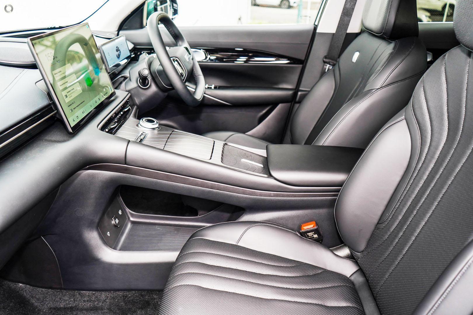 2026 Geely Starray EM-i Inspire — photo 8
