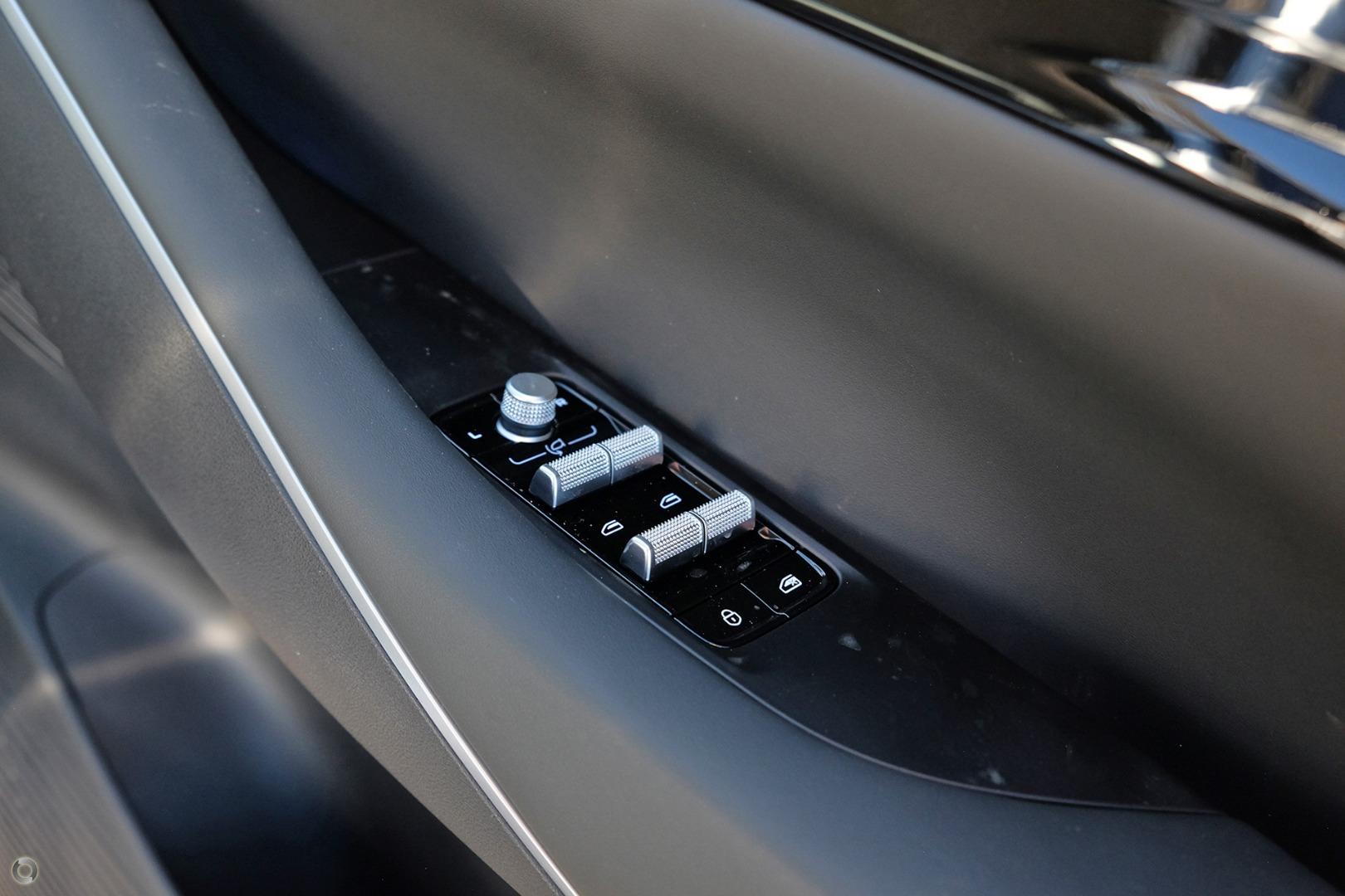 2026 Geely Starray EM-i Inspire Extended Range — photo 14
