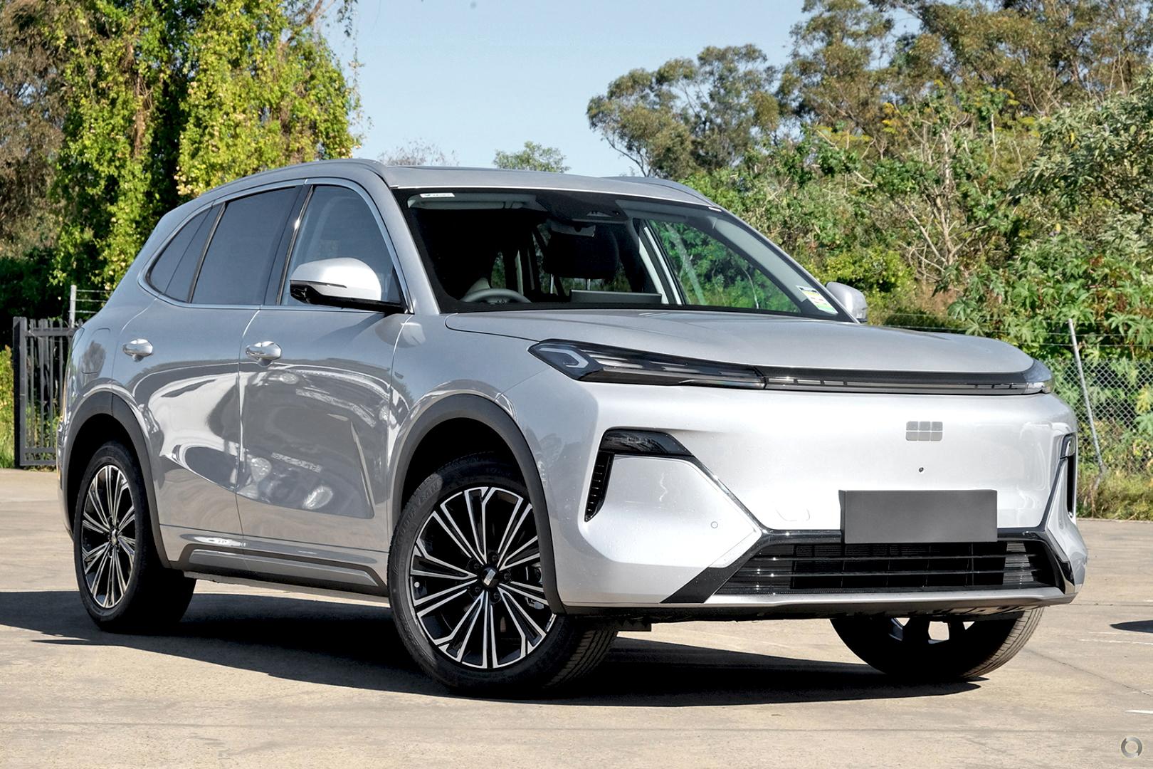 2026 Geely Starray EM-i Inspire Extended Range — photo 1