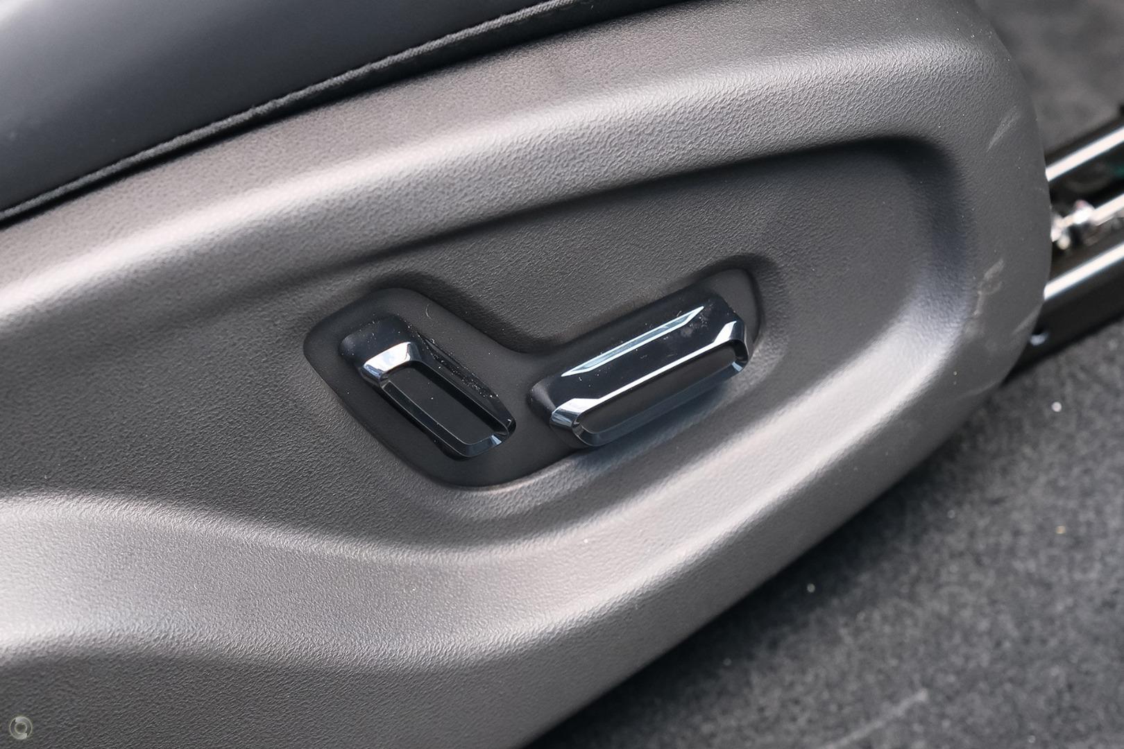 2026 Geely Starray EM-i Inspire Extended Range — photo 12