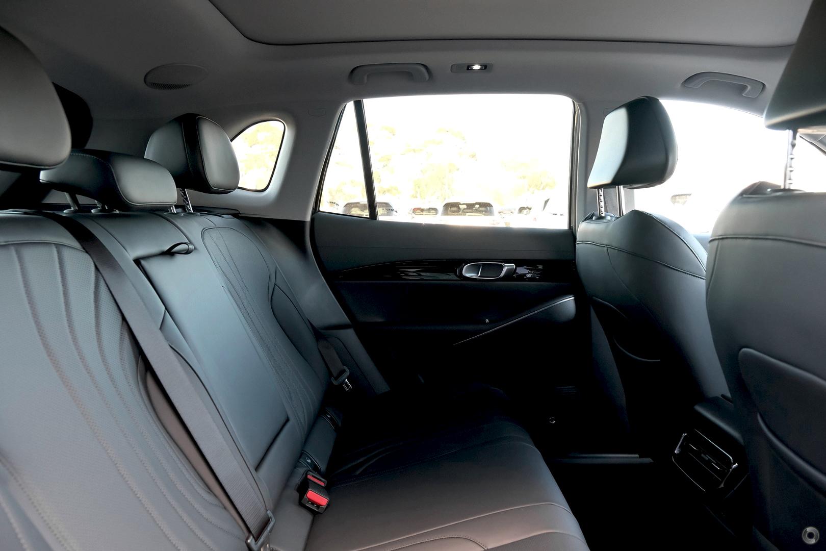 2026 Geely Starray EM-i Inspire Extended Range — photo 8