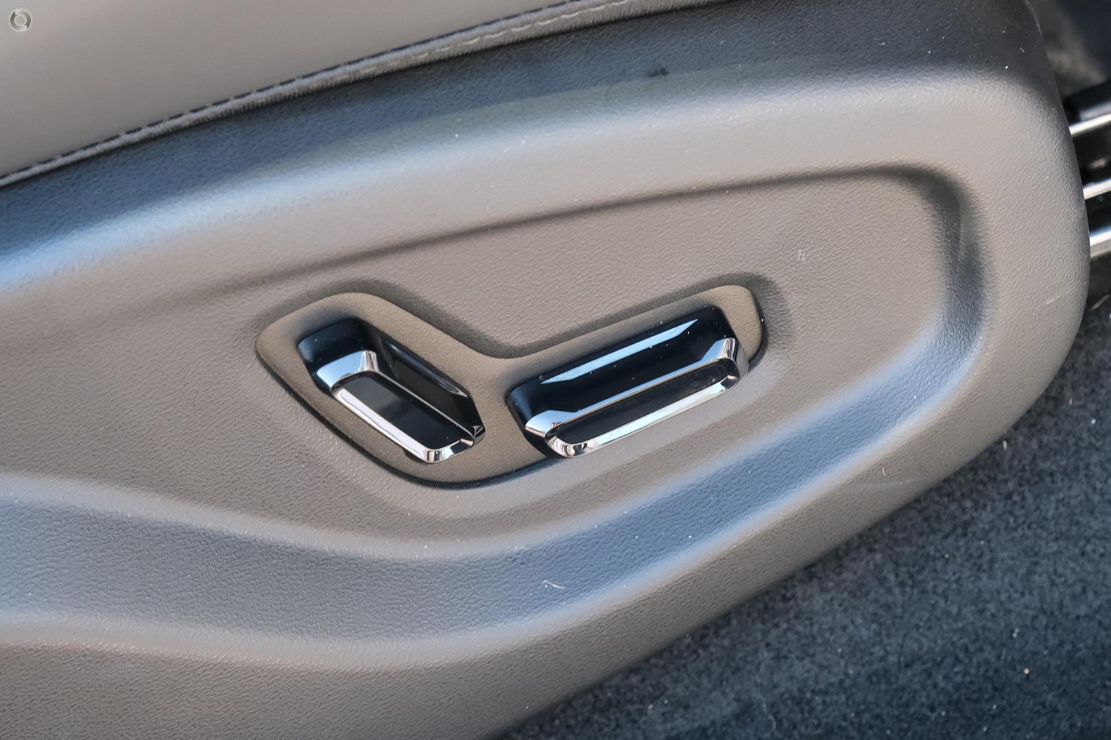 2026 Geely Starray EM-i Inspire Extended Range — photo 14