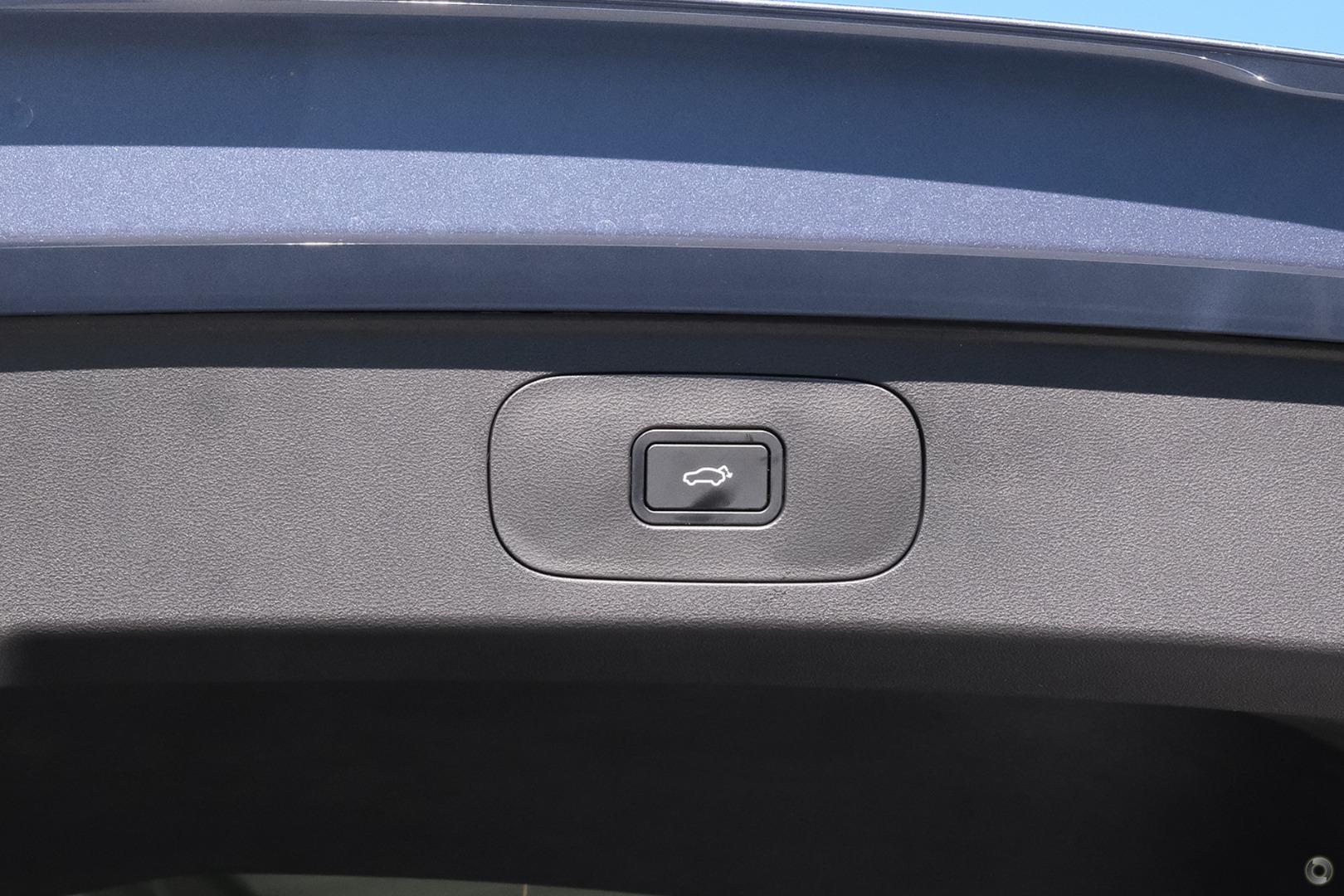 2026 Geely Starray EM-i Inspire Extended Range — photo 12