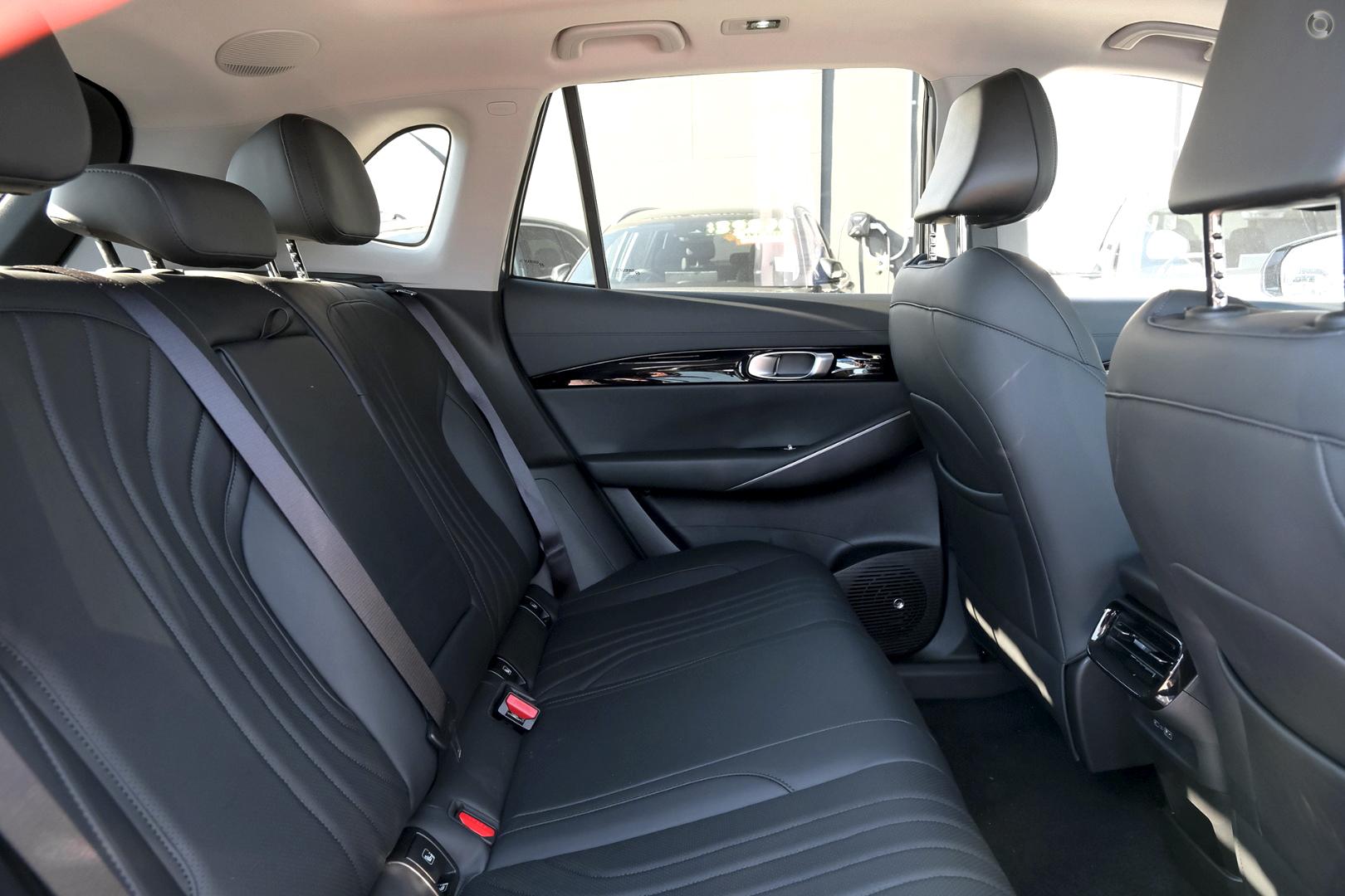 2026 Geely Starray EM-i Inspire Extended Range — photo 8