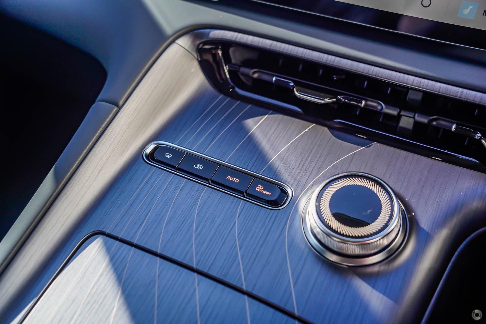 2026 Geely EX5 Inspire Extended Range — photo 12