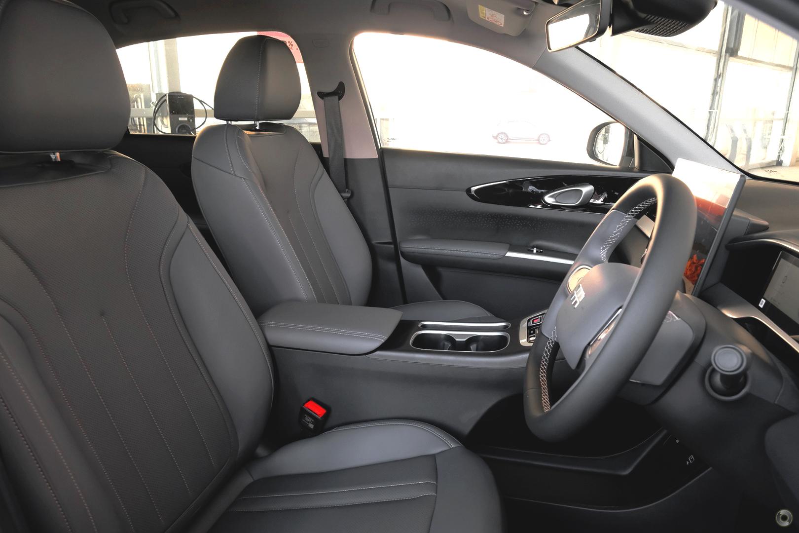 2026 Geely EX2 Inspire — photo 7