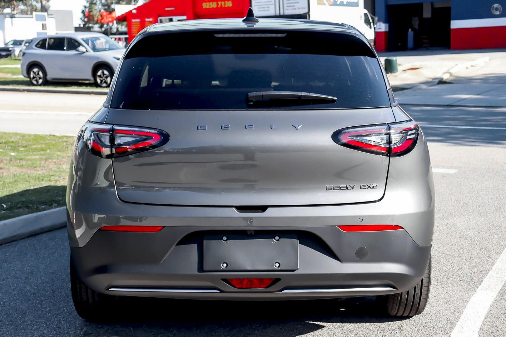 2026 Geely EX2 Complete — photo 3